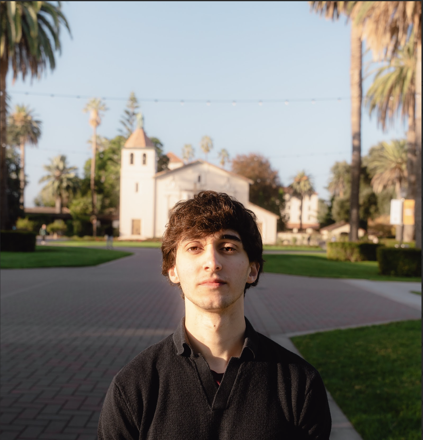 Victor Joulin-Batejat headshot